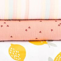 88583-Musselin-Stoff-SMALL-HEARTS-Herzchen-blush-rosa--1-35m-Breite-IMG-KW28-026.jpg Musselin Stoff SMALL HEARTS Herzchen blush rosa 1,35m Breite in Kombination mit anderen Musselin Stoffen