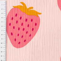 Musselin Stoff STRAWBERRIES Erdbeeren groß hell rosa pink 1,35m Breite mit Maßband
