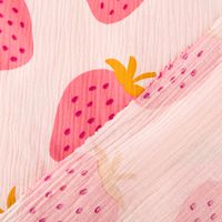 88866-Musselin-Stoff-STRAWBERRIES-Erdbeeren-gross-hell-rosa-pink-1-35m-Breite-IMG-KW35-218.jpg Musselin Stoff STRAWBERRIES Erdbeeren groß hell rosa pink 1,35m Breite Vorder- und Rückseite