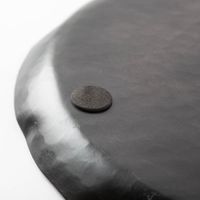 88996-Dekoschale-Teller-aus-Aluminium-mit-Praegedessin-in-mattem-Anthrazit-37x2cm-IMG-KW36-006.jpg