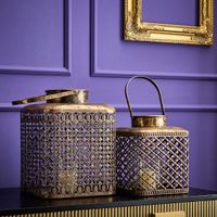 89001-Laterne-mit-orientalischem-Gittermuster-Gold-Antik-31x23-5x23-5cm-51342-2-s.jpg Dekorationsbeispiel mit Laterne mit orientalischem Touch in Gold-Antik