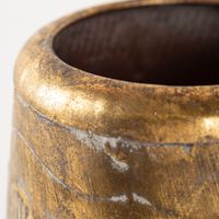 89044-Vase-aus-Metall-Reliefstruktur-Gold-von-Countryfield-18-5x18-5x32-5cm-IMG-KW37-056.jpg Vase aus Metall Reliefstruktur Gold von Countryfield 18,5x18,5x32,5cm Detailfoto Öffnung