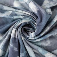 89072-Sweatstoff-aus-Baumwolle-Digital-Mountains-blau-1-48m-Breite-IMG-KW36-173.jpg Sweatstoff aus Baumwolle Digital Mountains blau 1,48m Breite gedreht