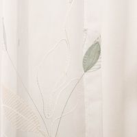 89479-Gardinenstoff-Voile-Stickerei-Blaetter-weiss-gruen-280cm-Breite--MG-8904.jpg Transparenter Voile Gardinenstoff mit Blätter-Stickereien in Weiß und Grün mit 280cm Stoffbreite Detailaufnahme