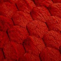 89501-Kuschelkissen-3D-Knubbel-marsala-rotbraun-45x45cm-IMG-3092.jpg Kuschelkissen mit 3D-Knubbelstruktur in Marsala Rotbraun, 45x45 cm, weich gepolstert, plastische Oberfläche, dekorativ, modern und gemütlich für Wohnräume - Detailaufnahme