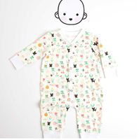 Babyoverall aus Jersey Stoff Pixel Art Tiere Stoffabschnitt von Rico Design 80x100cm weiß bunt