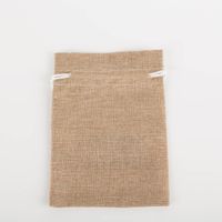 89821-Geschenksaeckchen-Merry-Christmas-aus-Jute-23x17cm-IMG-1267.jpg Geschenksäckchen Merry Christmas aus Jute 23x17cm Rueckseite