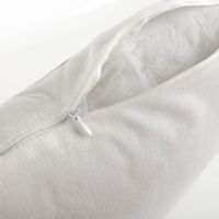 90065-Kuschelkissen-Rehkitz-weiss-beige-40x40cm-IMG-1361.jpg Kuschelkissen aus weichem Velour mit niedlichem Rehkitz-Dessin in Weiß und Beige in der Größe 40x40cm geoeffnet