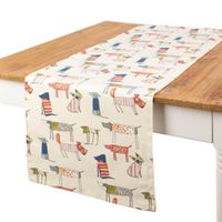90124-Tischlaeufer-Baumwolle-Hunde-beige-bunt-40x160cm-von-SCHoeNER-LEBEN--IMG-2364-Bearbeitet.jpg Tischläufer Baumwolle Hunde beige bunt 40x160cm von SCHÖNER LEBEN auf Holztisch mit verspieltem Hundemotiv.