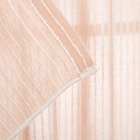 Modern gestreifter Gardinenstoff in zartem Rosa als transparente raumhohe Meterware, hergestellt in Deutschland Naht