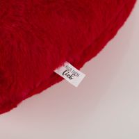 Herz Plüschkissen in Rot – Die perfekte Geschenkidee für Verliebte Logo