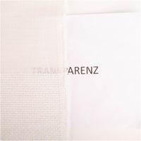 90363-Gardinenstoff-Zabaione-mit-Querstreifen-halbtransparent-weiss-150cm-Breite--MG-6261.jpg Moderner Gardinenstoff Zabaione in Weiß mit Querstreifen – Made in Germany mit erkennbarer Transparenz