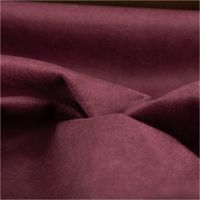 Polsterstoff Veno mit easy clean Fleckschutz in weicher Mikrofaser-Samtqualität in Aubergine mit 145cm Stoffbreite drapiert