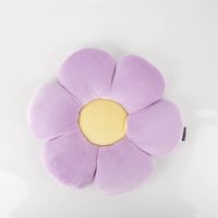 Blütenzauber für dein Zuhause – Blumenkissen in Lila mit 50cm Durchmesser Vollansicht