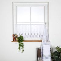 Hochwertige Scheibengardinen Meterware nähfrei Stickerei Kreise weiß grau grün 45cm Höhe bestechen durch moderne, bunte Kreis-Motive und praktische, montagefertige Verarbeitung. Ein elegantes Wohnaccessoire - Vollansicht