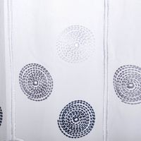 90485-Scheibengardinen-Meterware-naehfrei-Stickerei-Kreise-weiss-grau-blau-45cm-Hoehe--MG-3715.jpg Hochwertige Scheibengardinen Meterware nähfrei Stickerei Kreise weiß grau blau 45cm Höhe bestechen durch moderne, blaue Kreis-Motive und praktische, montagefertige Verarbeitung. Ein elegantes Wohnaccessoire - Musterdetailaufnahme