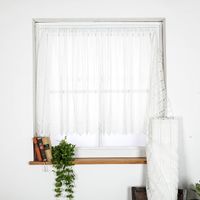 90490-Scheibengardinen-Meterware-Makramee-Stickerei-Leinenstruktur-naehfrei-wollweiss-90cm-Hoehe--MG-3809_1.jpg Nähfreie Scheibengardine in natürlicher Leinenoptik mit Makrameé-Abschluß in 90cm hoch – moderne Fensterdeko ohne Nähen Vollbild am Fenster