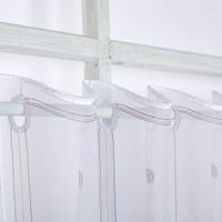 90499-Scheibengardinen-Meterware-Feinbatist-naehfrei-Stickerei-Blaetter-weiss-kupfer-grau-45cm-Hoehe--MG-3698.jpg Scheibengardine mit Stangendurchzug, Feinbatist weiß mit Blätter-Stickerei, 45 cm hoch, einfache Montage ohne Nähen.