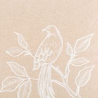 90534-Kissen-aus-Baumwolle-mit-Stickerei-Vogel-Zweig-natur-40x40cm--MG-3094.jpg Kissen 40x40 cm – Baumwollkissen mit Stickerei Vogel & Zweig in natürlicher Leinenoptik Detailaufnahme