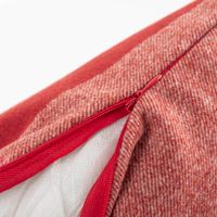90539-Kissen-Wolloptik-Karo-rot-45x45cm--MG-0823.jpg Kissen 45x45 cm Wolloptik – Karomuster Rot für Landhaus-Stil Reissverschluss geoeffnet