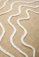 90550-Kissen-Jute-Lurex-mit-Quasten-gold-beige-35x60cm--Screenshot-2025-02-20-150019.jpg Zoom auf Dessin und Struktur mit Jute und Lurex von Kissen Jute Lurex mit Quasten Gold-Beige (35x60cm)