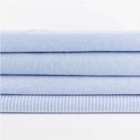 Chambray Stoff aus Leinen und Baumwolle in Hellblau meliert - Ideal für sommerliche Mode & natürliche Wohntextilien mit anderen Stoffen in Szene gesetzt