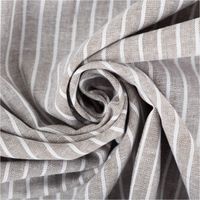 Chambray Stoff aus Leinen und Baumwolle mit Streifen -Dessin in meliertem Khaki-Grün - Ideal für sommerliche Mode & natürliche Wohntextilien kunstvoll eingedreht in Falten