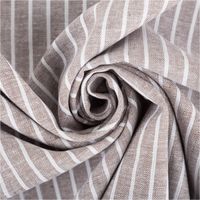 Chambray Stoff aus Leinen und Baumwolle mit Streifen -Dessin in meliertem Braun -  Ideal für sommerliche Mode & natürliche Wohntextilien kunstvoll eingedreht in Falten