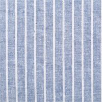 Chambray Stoff aus Leinen und Baumwolle mit Streifen -Dessin in meliertem Blau - Ideal für sommerliche Mode & natürliche Wohntextilien Nahaufnahme des Streifenmuster