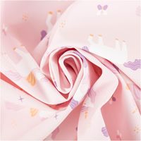 90663-Regenjackenstoff-wasserdicht-soft-Einhoerner-rosa-145cm-Breite--MG-3977.jpg Weicher, wasserdichter Regenjackenstoff in Rosa mit Einhörner-Digitalprint – Perfekt für Regenkleidung und mehr! kunstvoll eingedreht in Falten