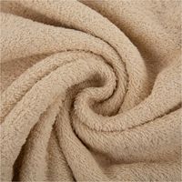 Hochwertiger Frottee-Stoff aus reiner Baumwolle in einem warmen, zeitlosen Sand. Mit einem Gewicht von 340 g/m² und einer Breite von 1,45 m ist dieser saugfähige und weiche Stoff ideal für Handtücher, Bademäntel oder gemütliche Baby-Accessoires geeignet -