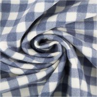 Flanellstoff Baumwollstoff Karos blau – Weich, wärmend & perfekt für kuschelige Nähprojekte kunstvoll eingedreht in Falten