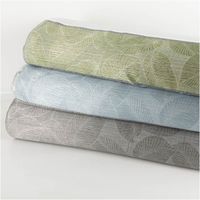 90818-Gardinenstoff-Dekostoff-halbtransparent-Jacquard-Streifen-Blaetter-hellblau-1-50m-Breite--MG-7842.jpg Gardinenstoff Dekostoff halbtransparent Jacquard-Streifen Blätter hellblau – 1,50 m Breite schraege Ansicht des in Szene gesetzten Stoffes