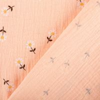 90929-Musselin-Stoff-Gaensebluemchen-peach-1-30m-Breite--MG-5361.jpg Musselin Stoff mit Gänseblümchen in zartem Peach – Weicher & hautfreundlicher Baumwollstoff für Babys & Kinder mit Rueckseite