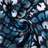Viskose Stoff Unique Crafted Batik – Dunkelblau – 1,37 m Breite kunstvoll eingedreht in Falten