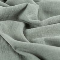 Baumwollstoff Cotton Slub Washed Salbeigrün – Weich, luftig & perfekt für sommerliche Kleidung stilvoll und harmonisch drapiert