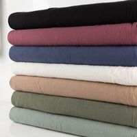 90961-Baumwollstoff-Cotton-Slub-washed-salbeigruen-1-30m-Breite--MG-5556.jpg Baumwollstoff Cotton Slub Washed Salbeigrün – Weich, luftig & perfekt für sommerliche Kleidung mit anderen Stoffen in Szene gesetzt