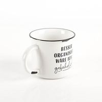 Tasse Vintage "Besser organisiert..." – Keramik im Emaille-Look, 400 ml | Grafik Werkstatt Sicht von der Seite