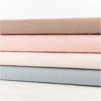 91086-Jersey-Stoff-Baumwolljersey-Yarn-Dyed-Streifen-fein-weiss-braun-1-50m-Breite--MG-6014.jpg Jersey Stoff Baumwolljersey Yarn Dyed Streifen – Fein gestreift in Weiß und Braun, 1,50 m Breite mit anderen Stoffen in Szene gesetzt