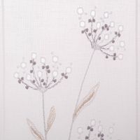 91205-Scheibengardine-Stickerei-Leinenoptik-Blumen-weiss-45x145cm--HxB---MG-9221.jpg Scheibengardine in Leinenoptik mit Blumen-Stickerei, 45x145 cm. Kürzbar ohne Nähen, mit Schnittkante. Natürlich, transparent, ideal für Landhausstil Blumendetailaufnahme
