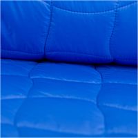 91243-Steppstoff-Jackenstoff-Graphic-Square-blau-neongruen-1-40m-Breite--MG-7256.jpg Steppstoff Graphic Square in Blau und Neongrün – 3-lagiger Jackenstoff, 1,40 m Breite | Wärmend, modern & vielseitig ausgerollt und glatt liegend