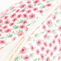91275-Kissenhuelle-Mini-Blumen-weiss-pink-in-versch--Groessen-von-SCHoeNER-LEBEN---MG-6987.jpg Wunderschöne Kissenhülle mit fröhlichem Mini Blumen-Print aus Baumwolle von SCHÖNER LEBEN. Detail Reissverschluss