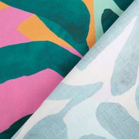 Baumwollstoff Satin – Digital Leaves Grün Pink Orange| 1,48 m Breite | 100 % Baumwolle mit Rueckseite