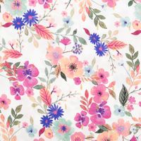Viskose Stoff Flowers mit Blümchen-Digitalprint und Lurex-Akzenten in Gold für sommerliche Outfits Nahaufnahme des Stoffes
