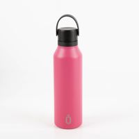Trinkflasche Runbott MII 600ml Raspberry – präsentiert mit kräftig pinkfarbener, matter Oberfläche, schwarzem Deckel und strukturierter Trageschlaufe; modernes, einfarbiges Design in Szene gesetzt, BPA-frei, geschmacksneutral und auslaufsicher - Vollansich