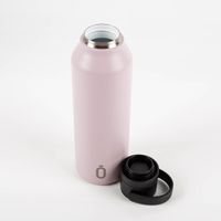 91323-Trinkflasche-Runbott-MII-600ml-Powder-Pink-geschmacksneutral--BPA-frei-und-auslaufsicher-IMG-8407.jpg Trinkflasche Runbott MII 600ml Powder Pink – präsentiert mit matter, puderpinker Oberfläche, schwarzem Deckel und griffiger Trageschlaufe; minimalistisches, modernes Design in Szene gesetzt, BPA-frei, auslaufsicher und geschmacksneutral - mit Deckel