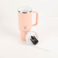 91360-Trinkbecher-Runbott-Latt-1100-Cotton-Candy-mit-Henkel-1100ml--geschmacksneutral--BPA-frei-und-auslaufsicher-IMG-7034.jpg Hochwertiger Trinkbecher Runbott Latt 1100 Cotton Candy mit Henkel 1100ml überzeugt durch seine BPA-freie, geschmacksneutrale Keramikbeschichtung und das auslaufsichere Design in zartem Rosa - mit abgenommenen Deckel