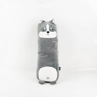91363-Kissen-Spandex-Super-Soft-Pluesch-Grumpy-Dog-grau-60cm--MG-0547.jpg Kissen Spandex Super Soft Grumpy Dog – Grau– 60cm – Kuschelweich & Liebevoll gestaltet Vollbild