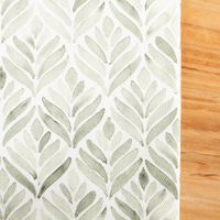 91429-Tischdecke-aus-Baumwolle-mit-Aquarell-Ornamenten-in-Weiss-und-Gruen-in-versch--Groessen-von-SCHoeNER-LEBEN---MG-2676.jpg Moderne Tischdecke aus Baumwolle mit Aquarell Ornamenten in Weiß und Grün in zwei Größen oder nach Maß von SCHÖNER LEBEN. Detail Motov