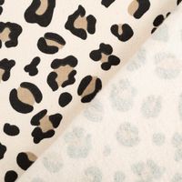 Sweatstoff aus Baumwolle mit modernem Leo-Dessin in Beige – Kuschelweicher Stoff für bequeme Kleidung & Accessoires mit Rueckseite